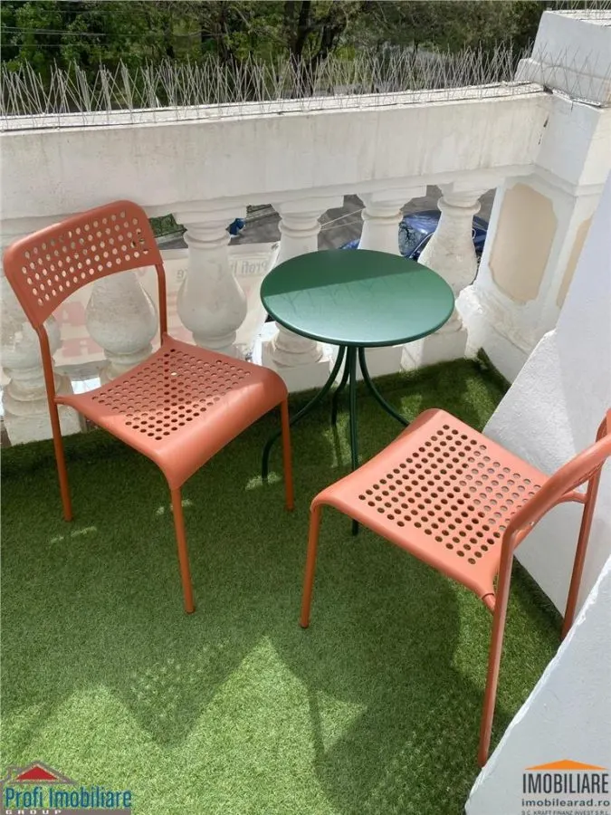 Apartament et.1, luxury class, langa Primarie cu balcon si vedere spre Parc - foto 8