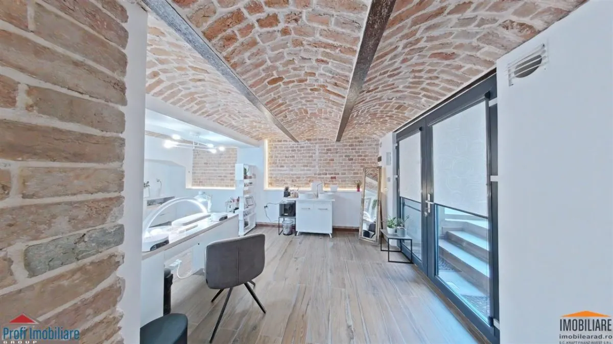 Spatiu comercial renovat recent, langa Primarie - Tribunal - TUR VIRTUAL - foto 6