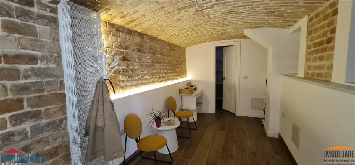 Spatiu comercial renovat recent, langa Primarie - Tribunal - TUR VIRTUAL - foto 7