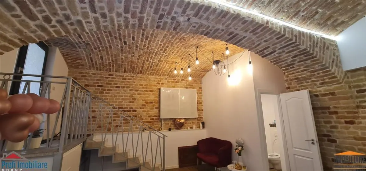 Spatiu langa Primarie pt. prestari servicii, birou, cabinet, salon - renovat - TUR VIRTUAL - foto 11