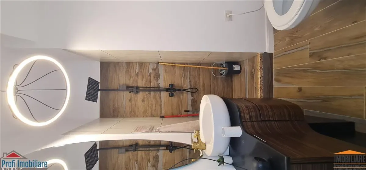 Spatiu langa Primarie pt. prestari servicii, birou, cabinet, salon - renovat - TUR VIRTUAL - foto 12