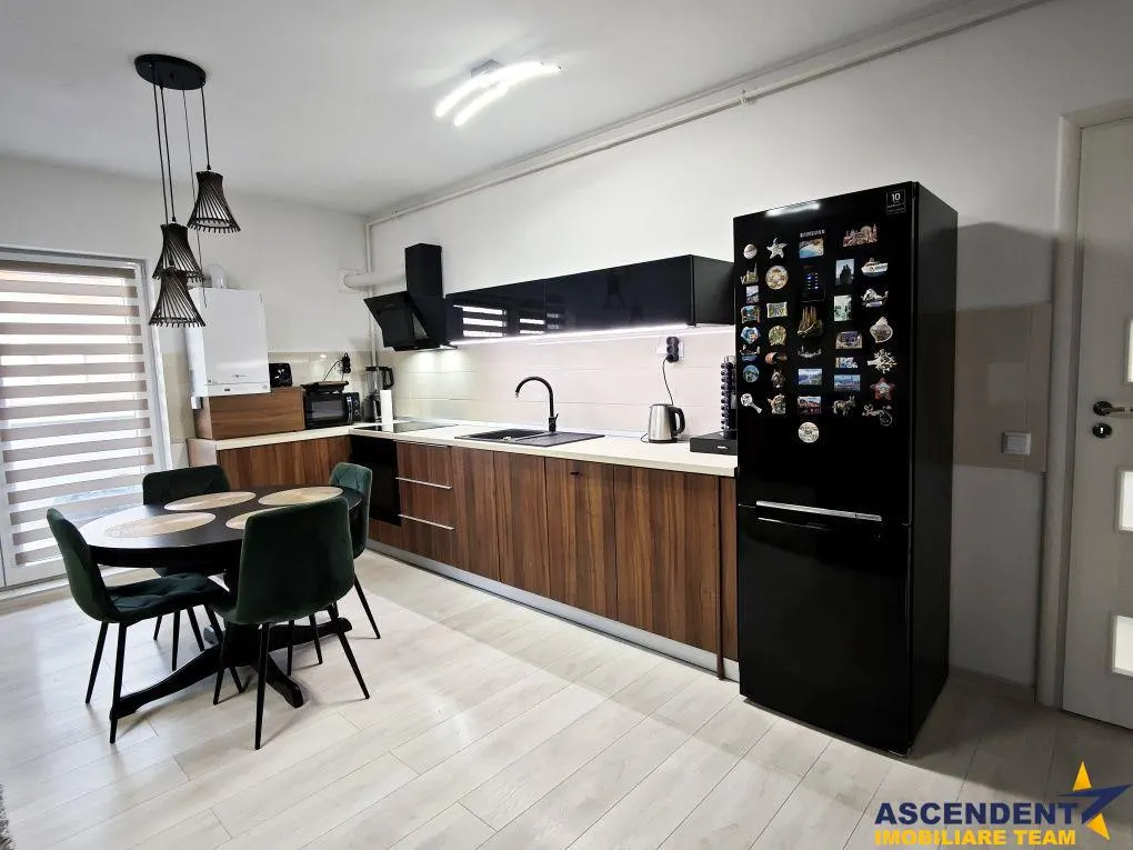 Apartament 3 camere Tractorul - foto 2