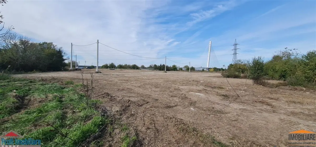Proiect imobiliar cu PUZ la intrare pe noul Pod peste Mures in Aradul Nou - foto 4