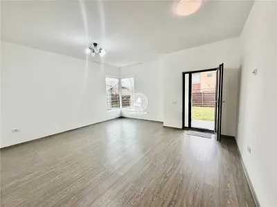Case vile de vânzare Vorovesti-Miroslava - foto 13