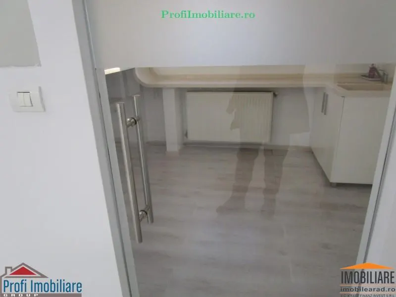 Spatiu-Apartament 6 camere, 158 mp, Micalaca zona 300, acces separat - foto 14