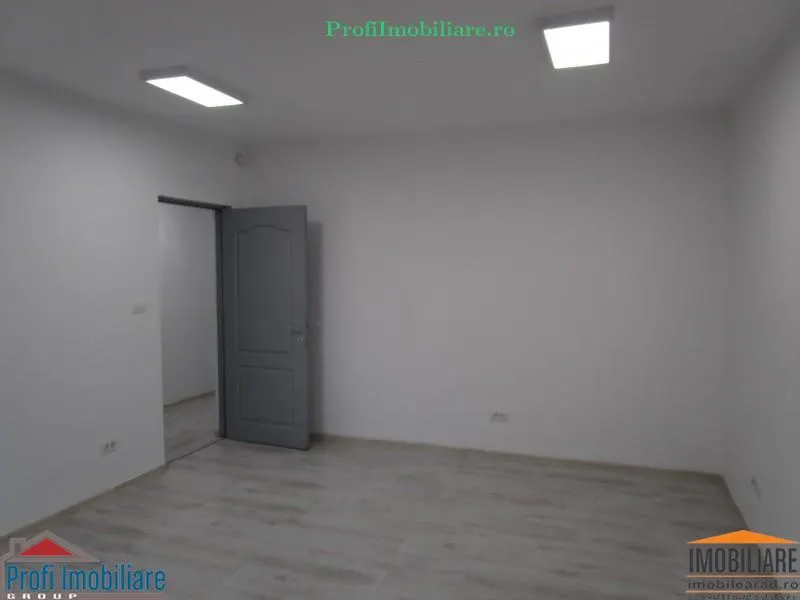Spatiu-Apartament 6 camere, 158 mp, Micalaca zona 300, acces separat - foto 24