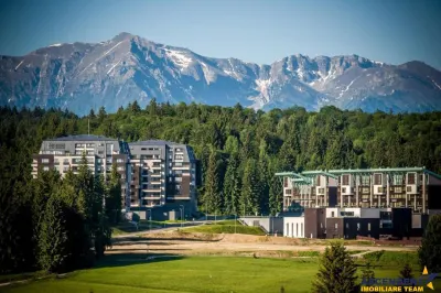 Imobil Clasa Lux, rezidential si/sau  investitional, purtator profit, Poiana Brasov - foto 6