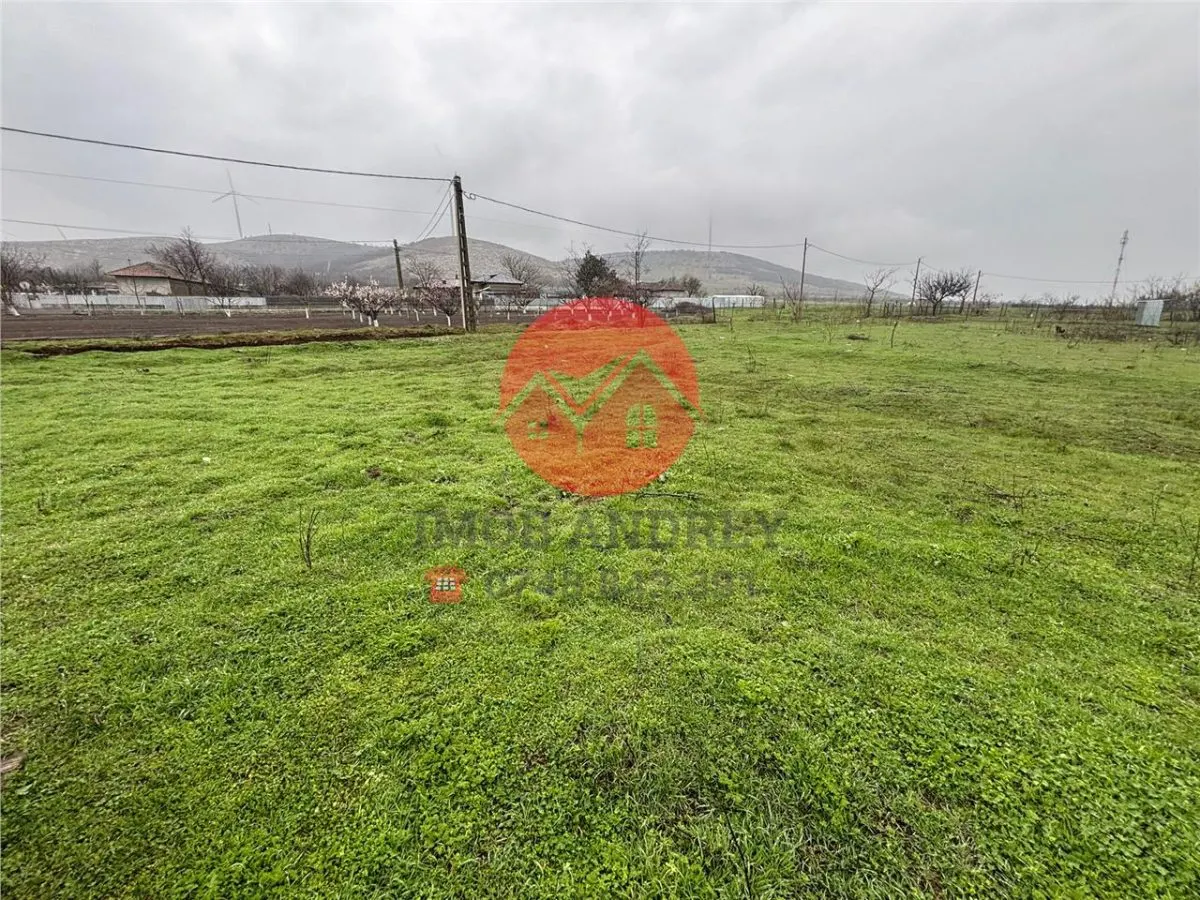Casa Agighiol cu teren 2113 mp si deschidere la 2 strazi - foto 10
