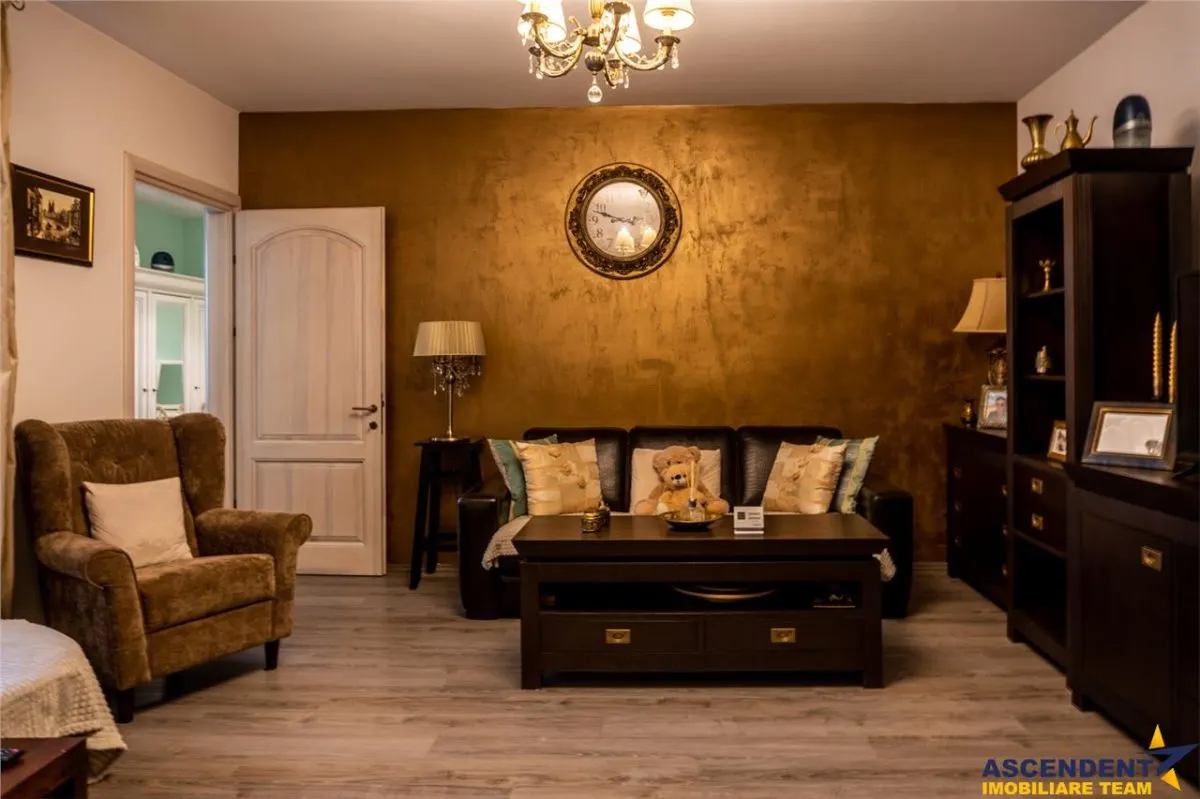 LUX urban, in inima Centrului Istoric, Brasov - foto 1