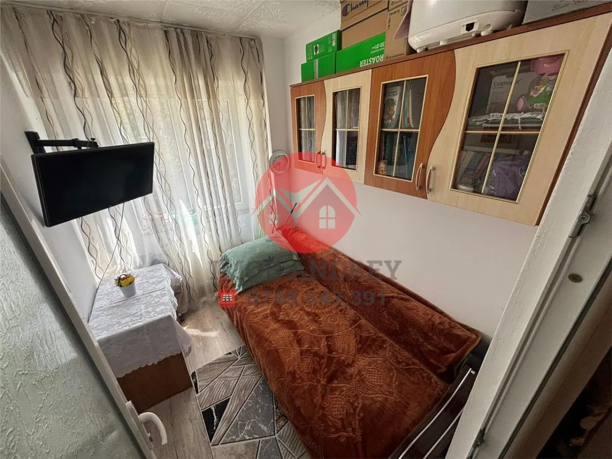 Ap. 4 camere Vest, etaj 2, mobilat, centrala pe gaz, 67 mp - foto 8