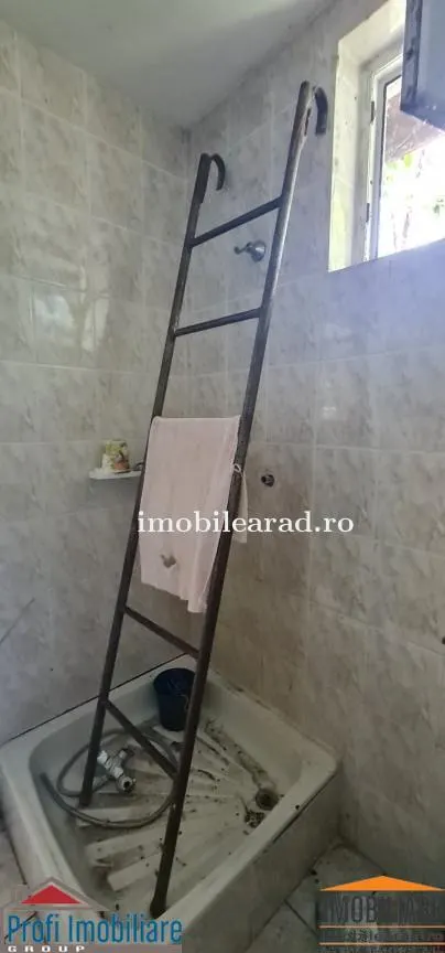 Teren intravilan 10.000mp cu utilitati, imprejmuit, Loc. Sanleani intre case, pretabil pentru cartier de blocuri - foto 20