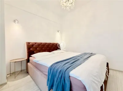 Apartament 3 camere tip penthouse Petru-Poni - foto 3