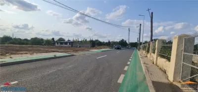 Loc de casa 525mp zona Aradul Nou langa Pescarie - Arad