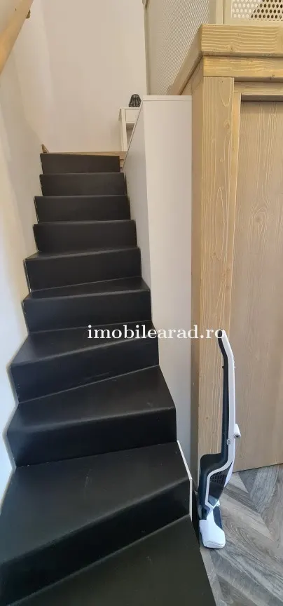 Apartament in stil unic, langa Primaria Arad, amenajat cu designer, mobilat/dotat, la cheie - foto 13