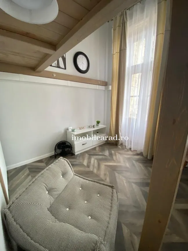 Apartament in stil unic, langa Primaria Arad, amenajat cu designer, mobilat/dotat, la cheie - foto 24