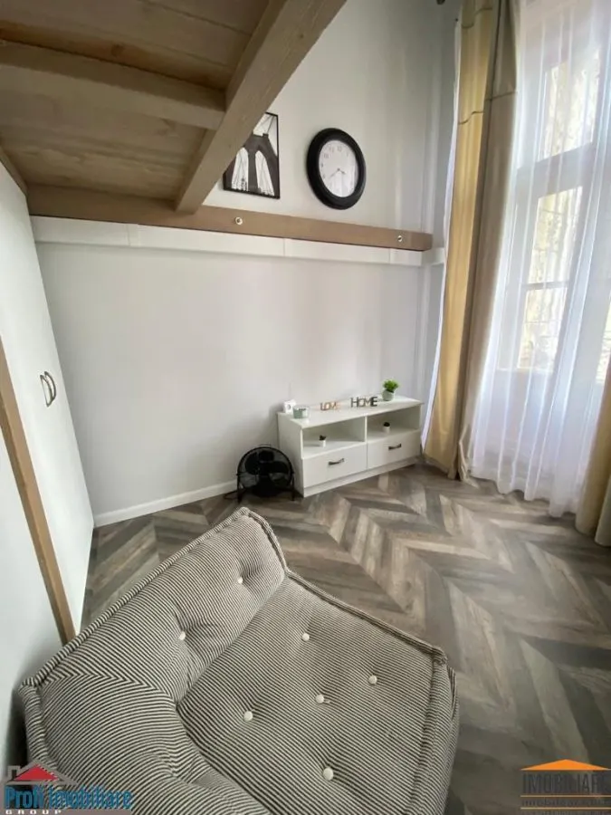 Ap. exclusivist, et.1, km 0 Arad, amenajat cu designer in stil unic - foto 4