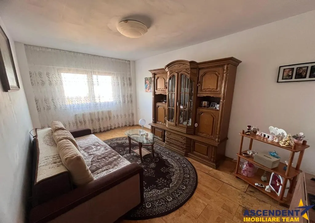 Apartament 3 camere Astra - foto 1