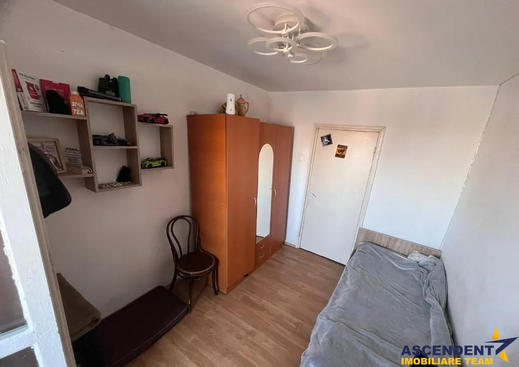Apartament 3 camere Astra - foto 4