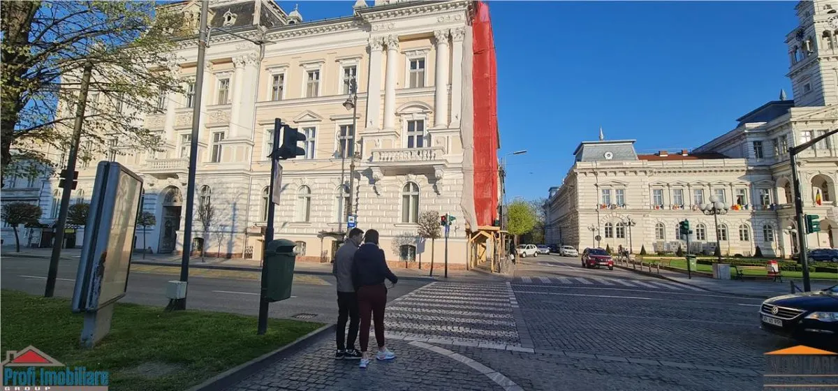 Spatiu pe Revolutiei linga Primarie - foto 23