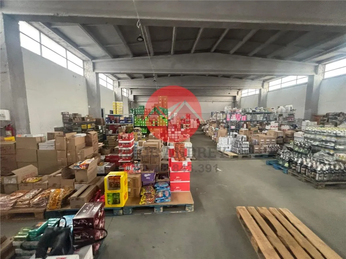 Hala 700 mp | Inaltime 8 m | Zona foarte buna | Tulcea - foto 5