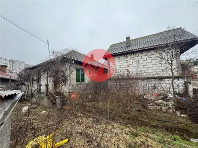 Teren 491 mp Ã®n centrul Tulcei, pozitie excelenta, cu case existente - foto 2