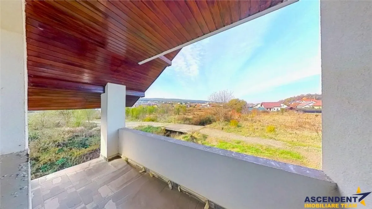 Tur LIVE! Casa familiara cu etaj, zona linistita, Corunca, Mures - foto 7