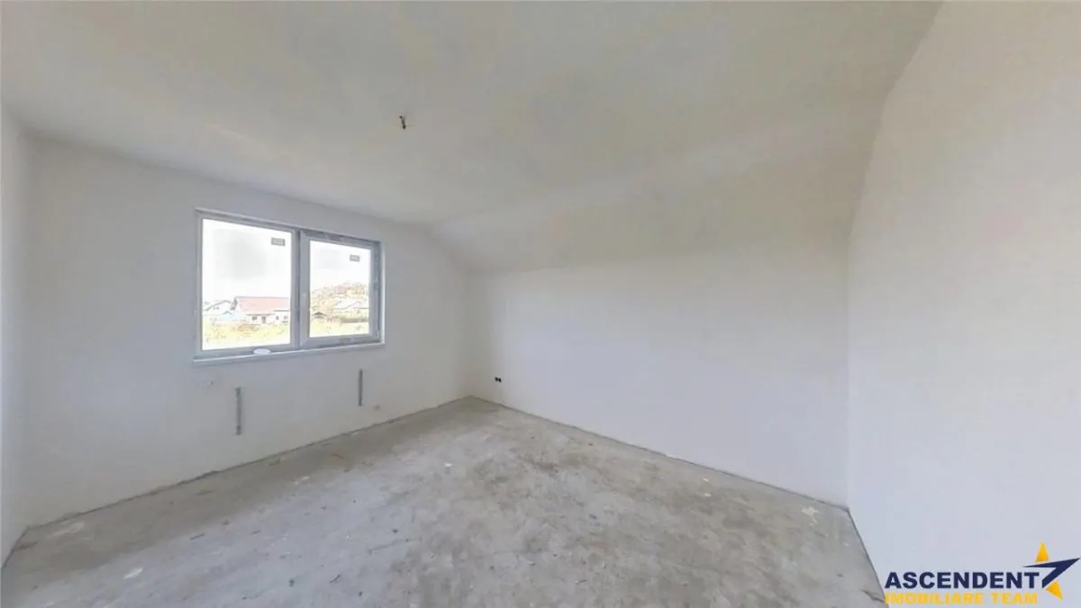 Tur LIVE! Casa familiara cu etaj, zona linistita, Corunca, Mures - foto 8