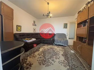 Apartament 2 camere ultracentral, vedere la faleza, 50 mp, etaj 2/4 - Tulcea
