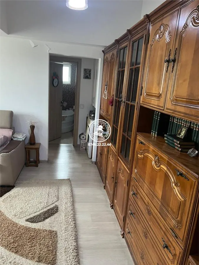 Apartament 2 camere  de vanzare  Bucium - foto 4