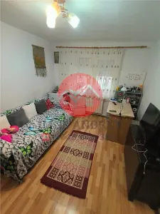 Apartament 2 camere semidecomandat etaj 3 zona Rosmarin - Tulcea