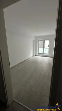 Apartament 4 camere Brașov - poza 1