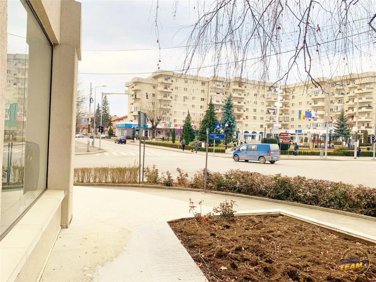 Purtator profit! Spatiu Comercial, Ultracentral, Campina, Prahova - foto 16