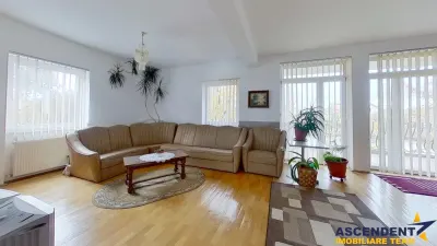 Ansamblu rezidential/ birouri/  4 niveluri si 700 mp de teren, Tractorul, Brasov - Brasov