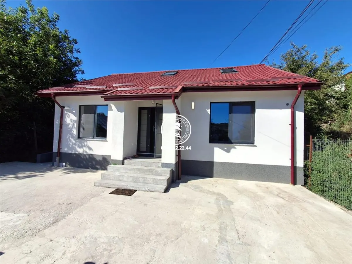 Vila  de vanzare  Rediu, - foto 1