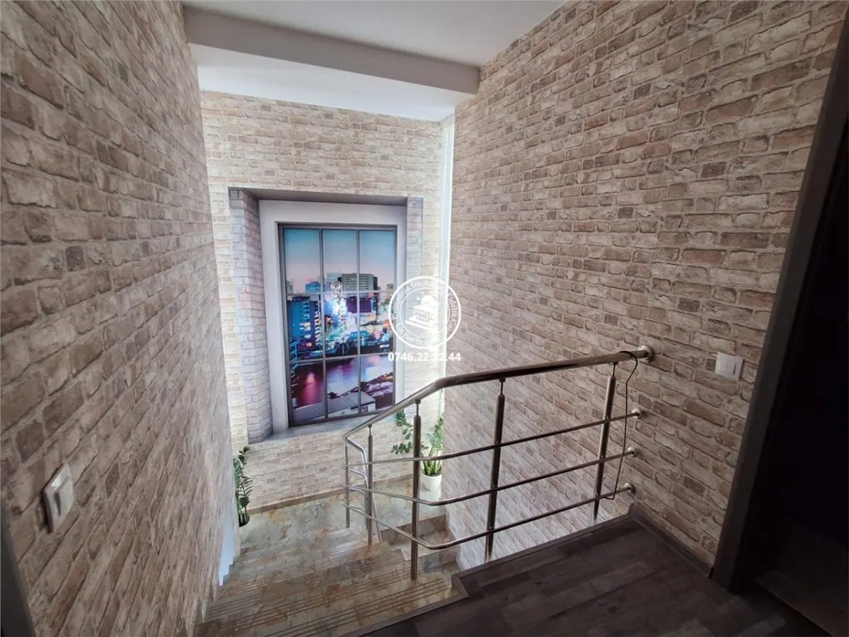 Vila  de vanzare  Rediu, - foto 11
