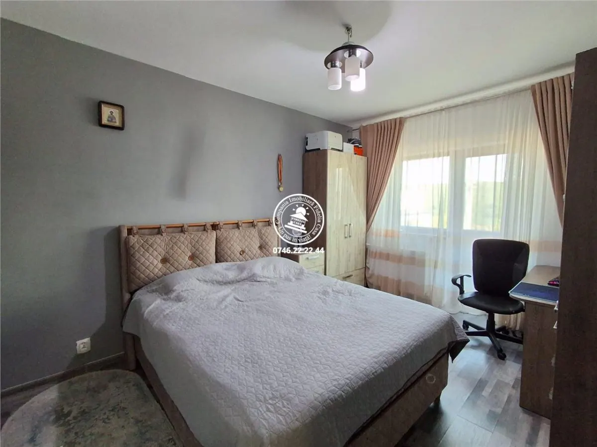 Vila  de vanzare  Rediu, - foto 15