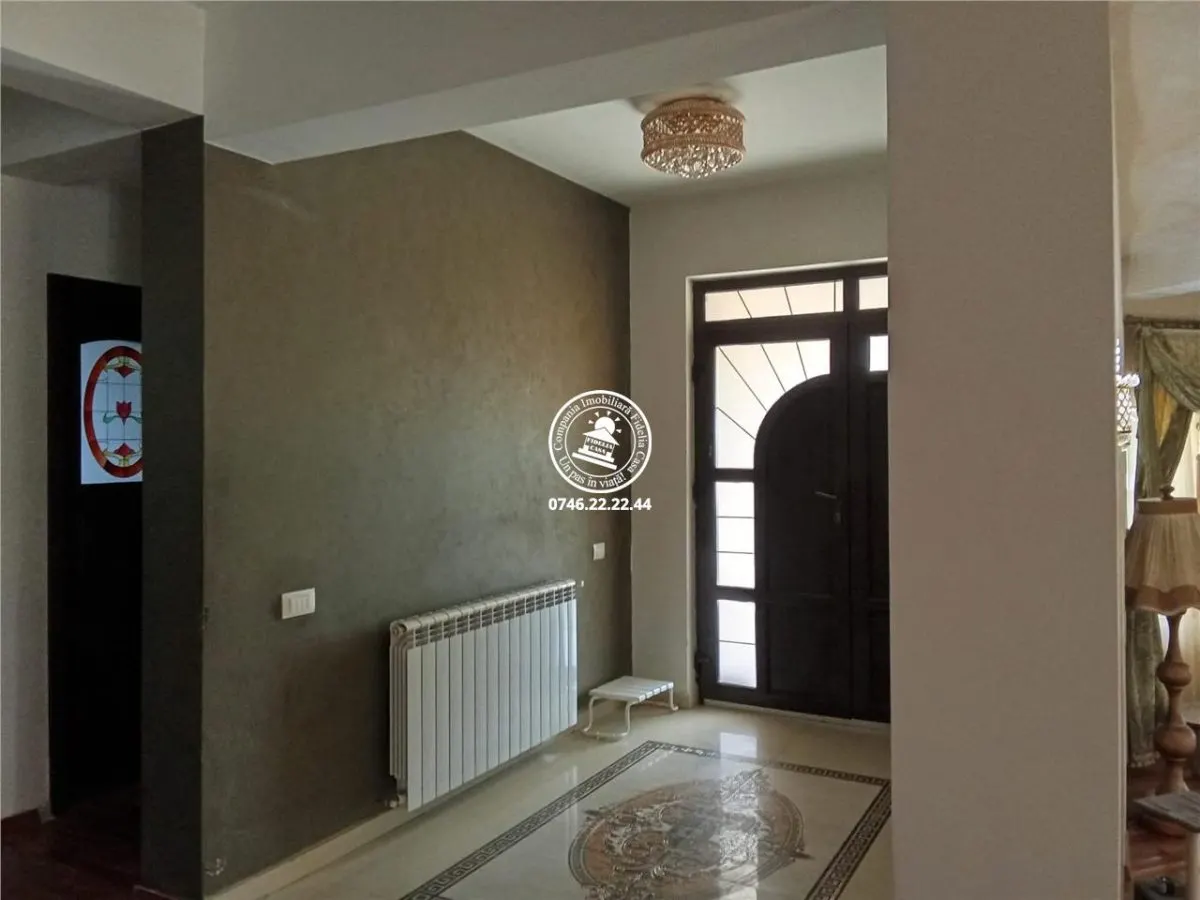 Vila  de vanzare  Bucium, - foto 11