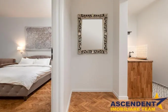 Proprietate cu 3 apartamente, rezidential/ comercial, locuri parcare - foto 11