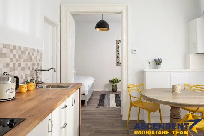 Proprietate cu 3 apartamente, rezidential/ comercial, locuri parcare - foto 15