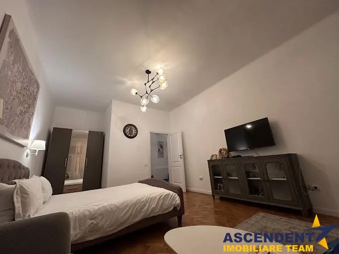 Proprietate cu 3 apartamente, rezidential/ comercial, locuri parcare - foto 18