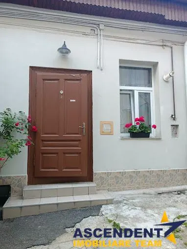 Proprietate cu 3 apartamente, rezidential/ comercial, locuri parcare - foto 6