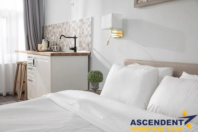 Proprietate cu 3 apartamente, rezidential/ comercial, locuri parcare - foto 10