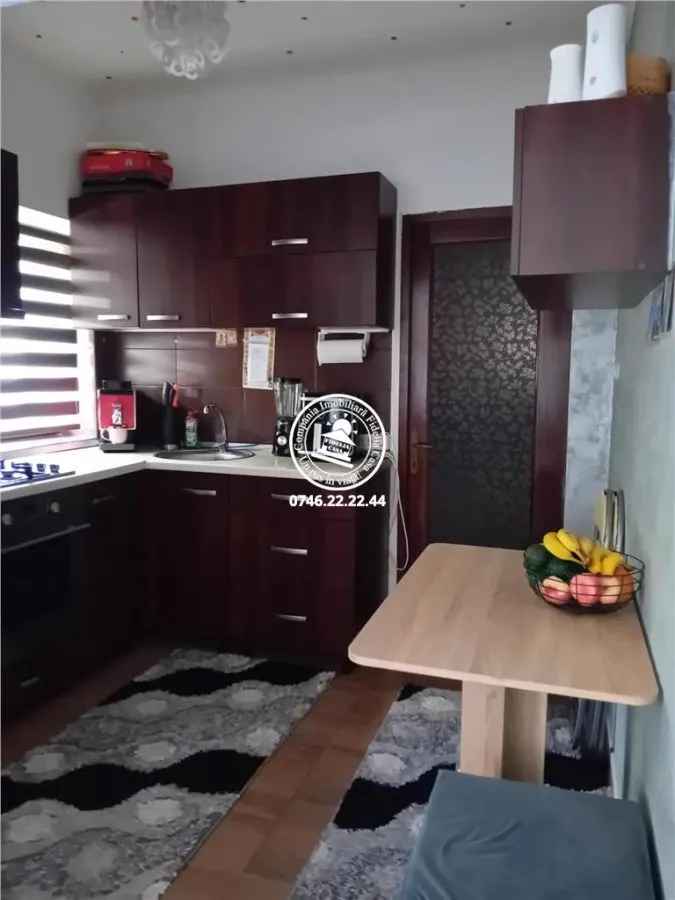 Apartament 3 camere  de vanzare  Bucium, - foto 8