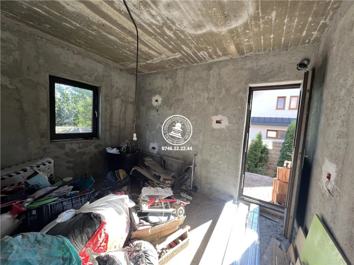 Casa la rosu, de vanzare in Lunca Cetatuii - foto 6