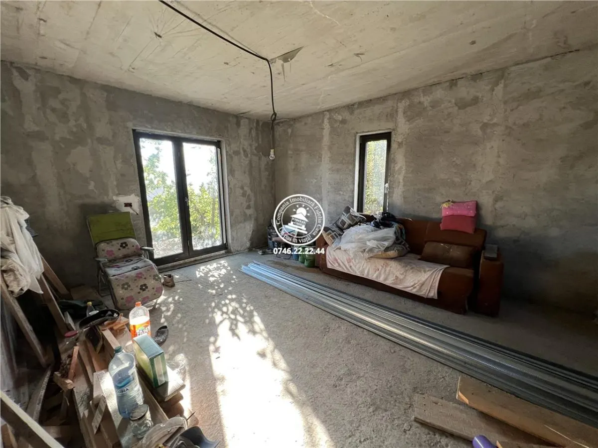 Casa la rosu, de vanzare in Lunca Cetatuii - foto 8