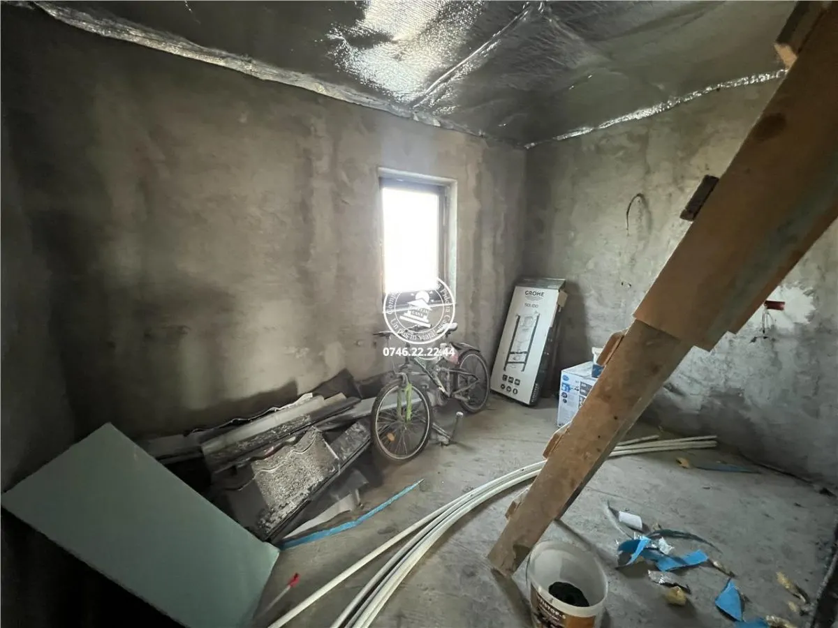 Casa la rosu, de vanzare in Lunca Cetatuii - foto 10