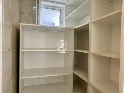 Apartament 3 camere  de inchiriat  Centru, - foto 7