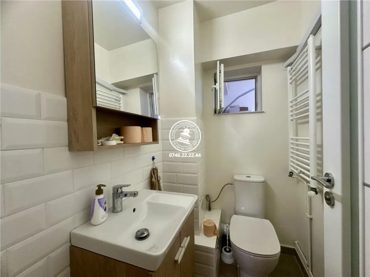 Apartament 3 camere  de inchiriat  Centru, - foto 10