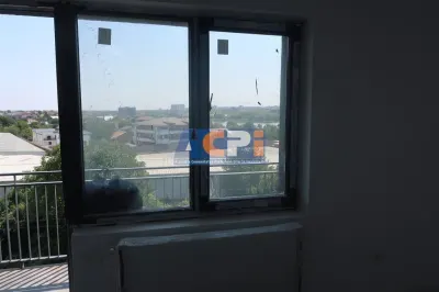 Apartament 3 Camere cu Priveliste Mirifica in Fundeni! - foto 11