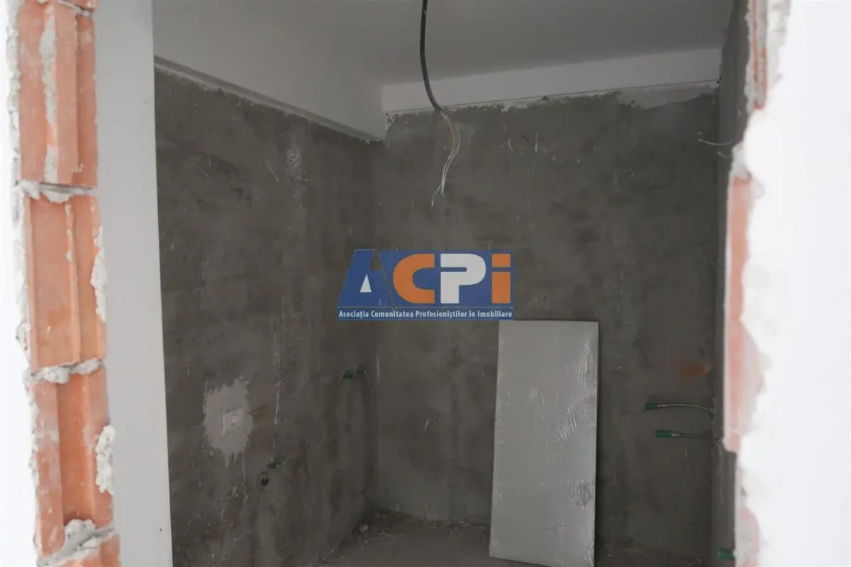 Apartament 3 Camere cu Priveliste Mirifica in Fundeni! - foto 13